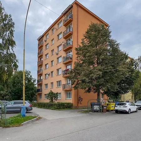 Flexihome Sk - Tolsteho 1 - And Renovated Apartment *
