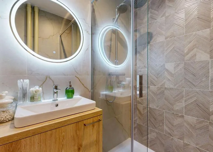 Flexihome Sk - Tolsteho 1 - And Renovated Košice